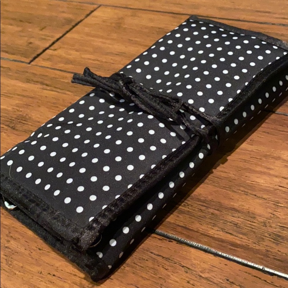 Portable Make Up & Brush Organizer